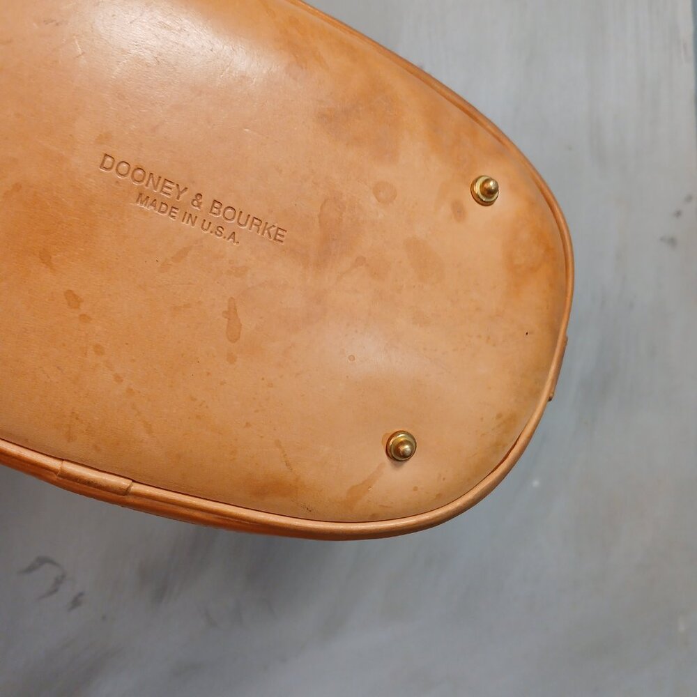 Dooney&Bourke Classic Tote - Picture 6 of 11